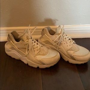 Nike air huarache 8.5